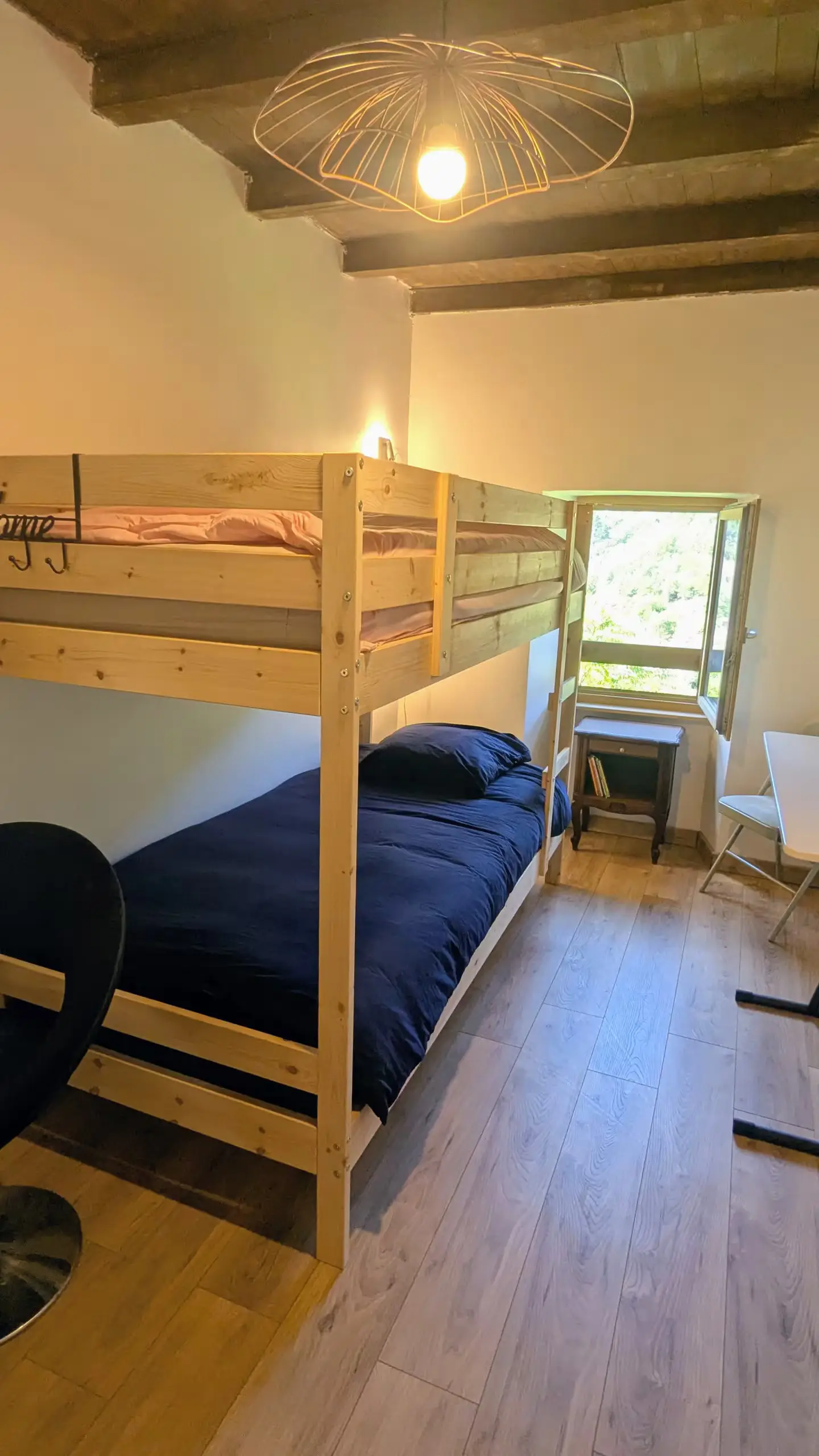 Chambre 4 avec deux lits superposés